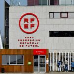 FIFA e UEFA veem com "grande preocupação" caso da Federação Espanhola (Foto: Javier Soriano/AFP)