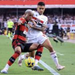 Wesley do Flamengo, está liberado para enfrentar o São Paulo. Foto: MARCELLO ZAMBRANAAFP