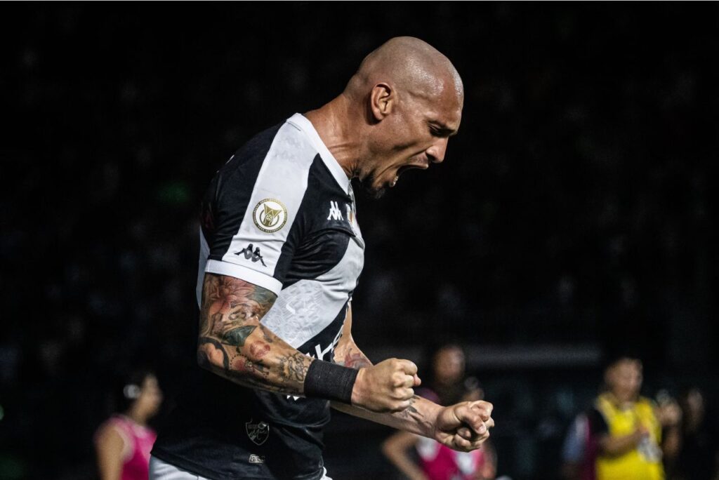 Maicon abriu o placar para o Vasco
