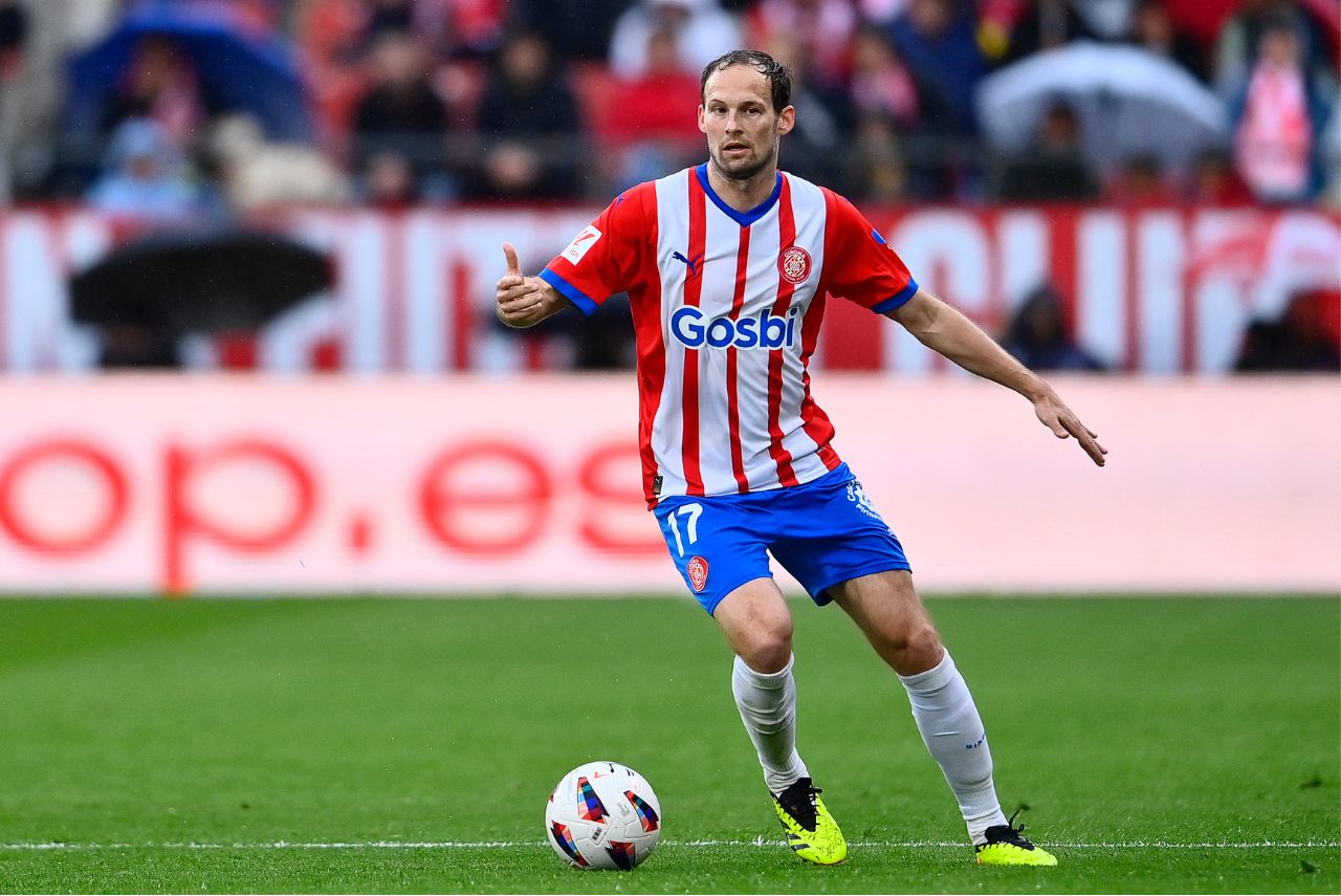 Blind em campo pelo Girona