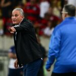 Tite durante goleada do Flamengo na Libertadores