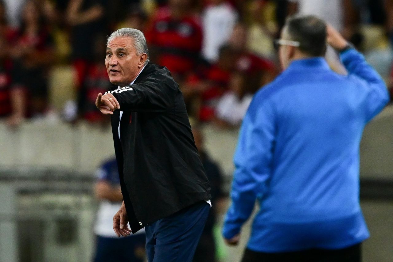 Tite durante goleada do Flamengo na Libertadores