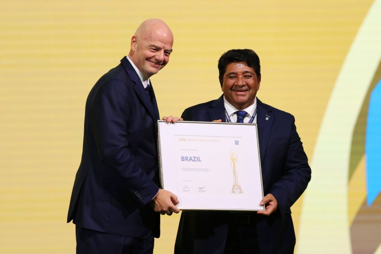 Presidentes da Fifa e CBF na Tailândia