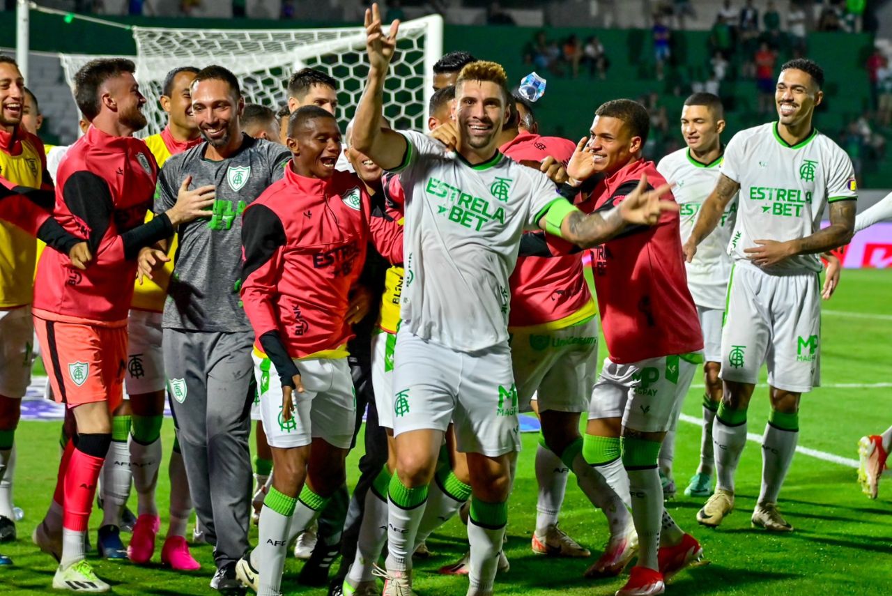 América-MG tem três vitórias e três empates na Série B