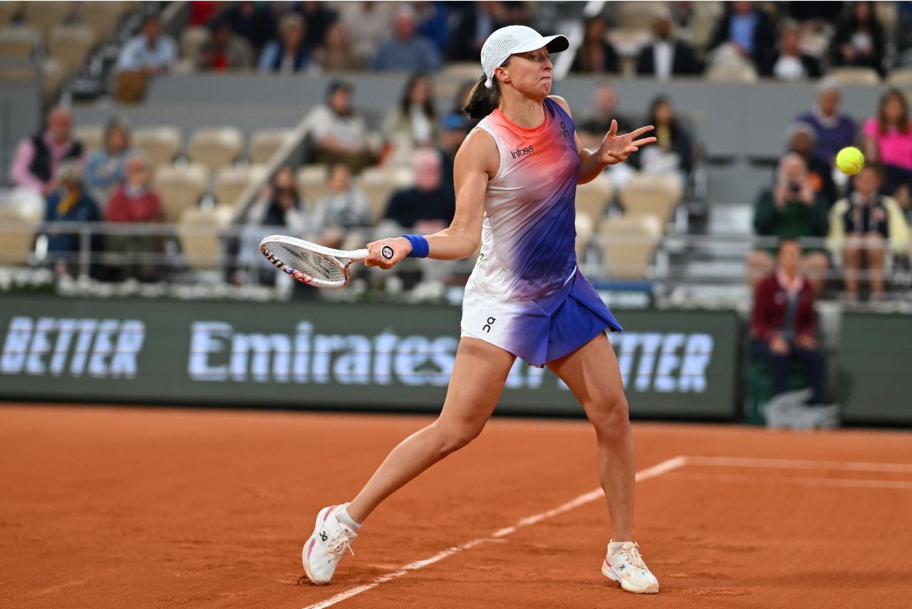 Swiatek venceu com tranquilidade na França