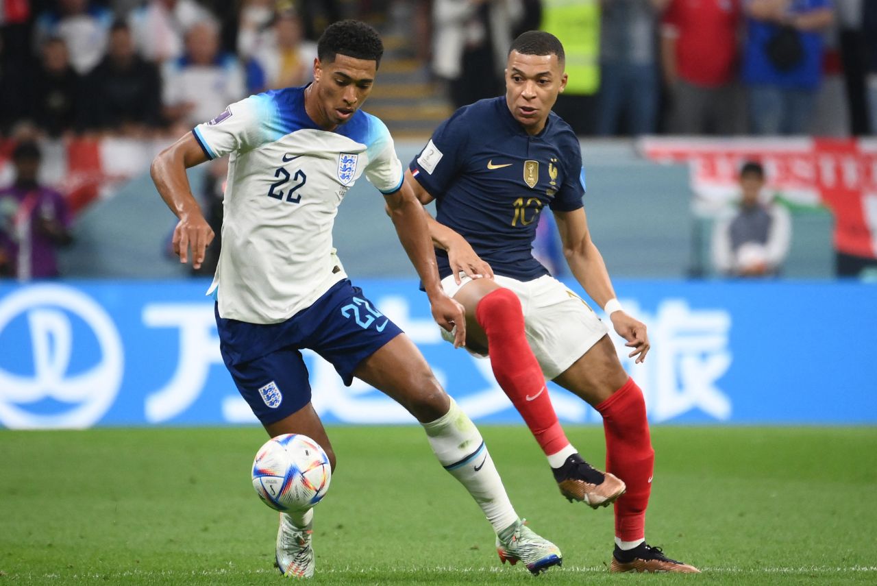 Bellingham e Mbappé se enfrentaram na Copa do Mundo de 2022