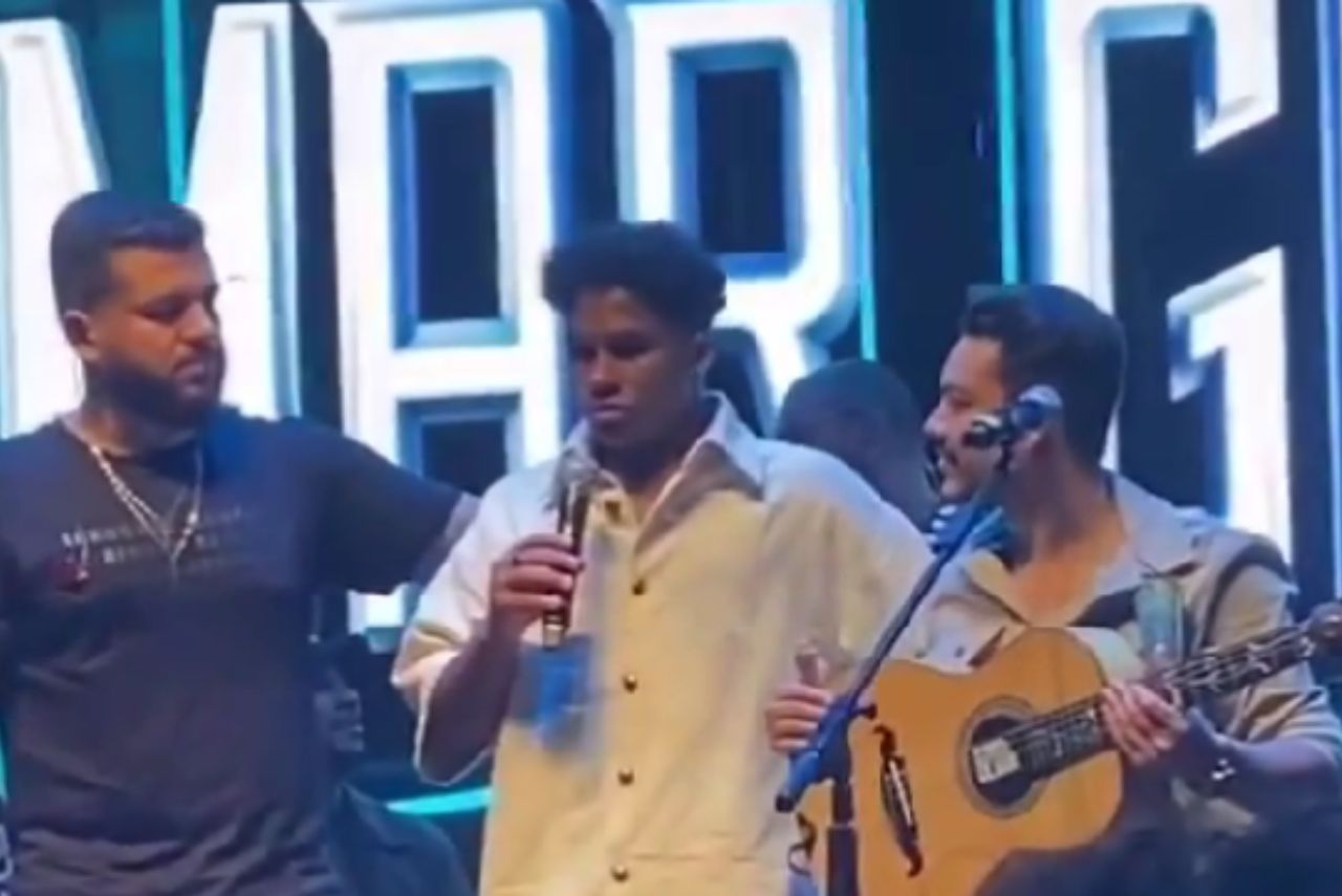 Endrick em festa de despedida do Palmeiras