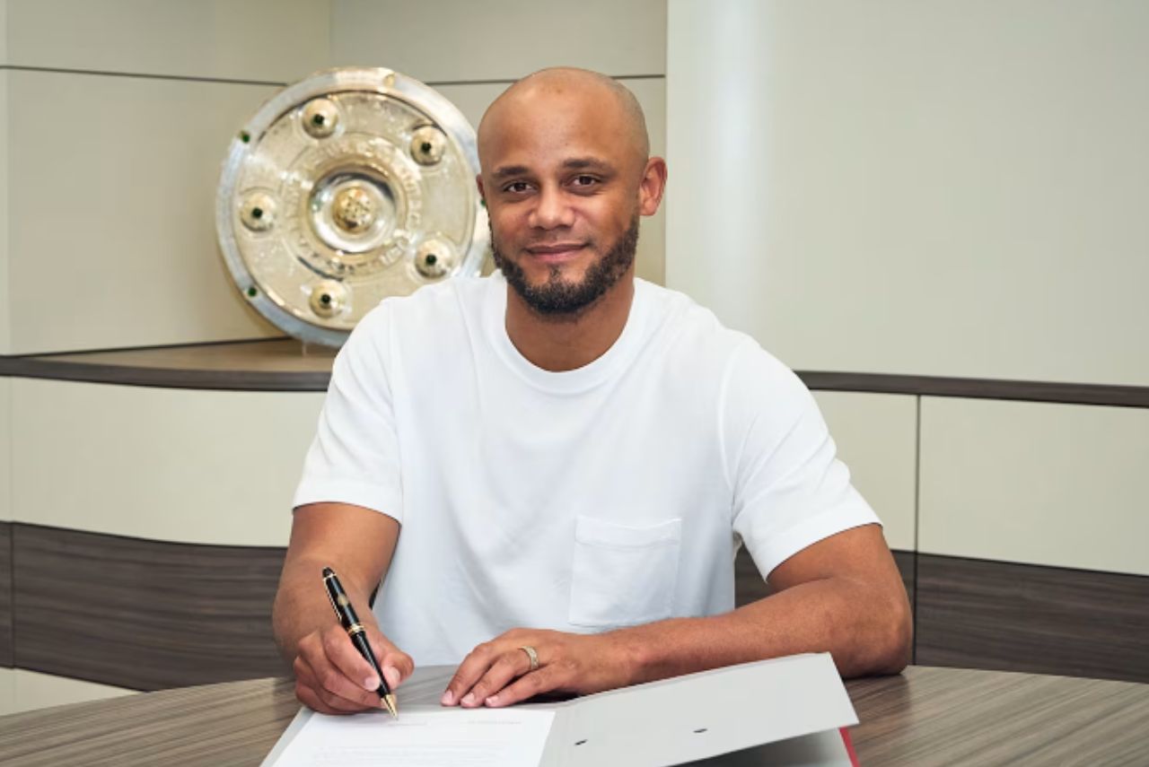 Kompany assinou contrato com o Bayern de Munique