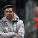 Abel Ferreira durante empate do Palmeiras