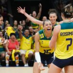 Central Carolana em jogo da Seleção Feminina de Vôlei na VNL 2024