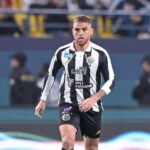 Gustavo Cuéllar, do Al-Shabab, é alvo do Cruzeiro