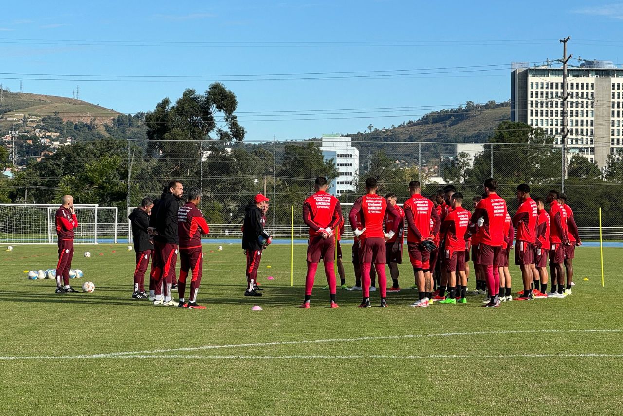 Internacional treinou no Complexo Esportivo da PUC nesta sexta-feira (17)
