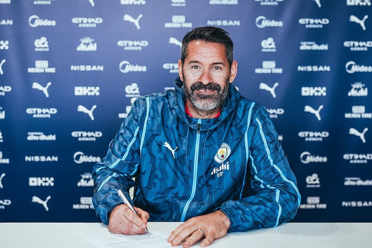 Scott Carson assinou novo contrato com o City