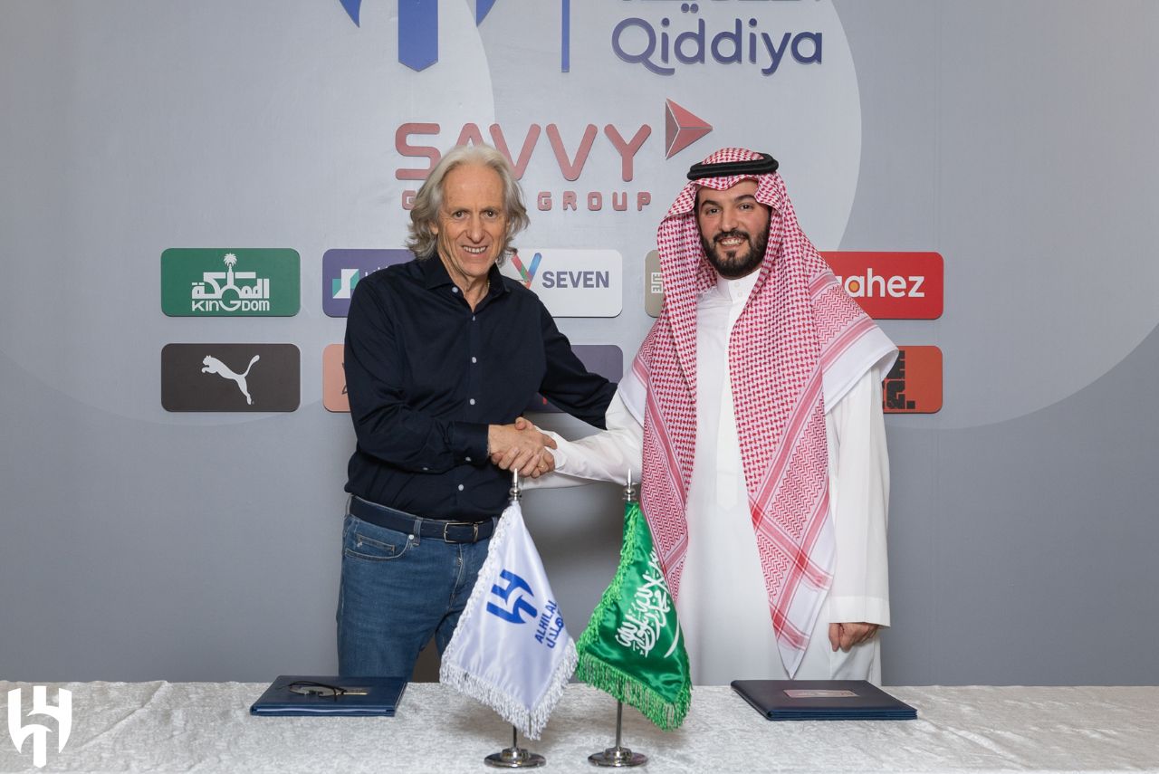 Anúncio de renovação de Jorge Jesus