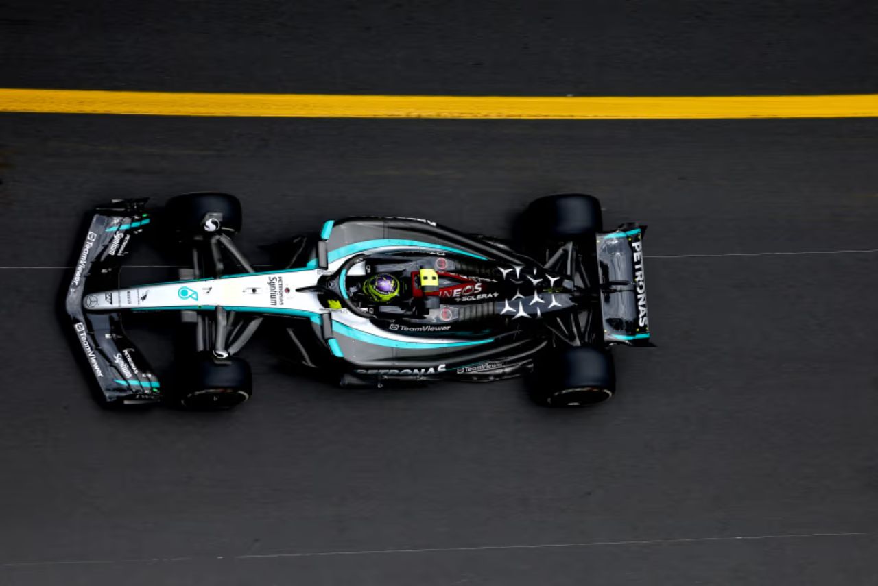 Mercedes de Lewis Hamilton no TL1 do GP de Mônaco de Fórmula 1 2024