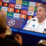 técnico Luis Enrique em coletiva no PSG