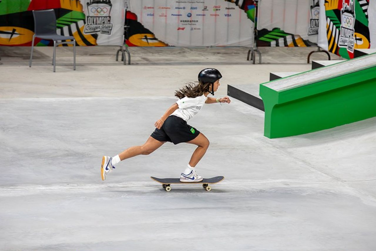 Skatista Rayssa Leal em jogo do Pré-Olímpico de Skate na China em 2024