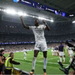 Rüdiger comemora virada do Real Madrid sobre o Bayern (Foto: Thomas Coex/AFP)