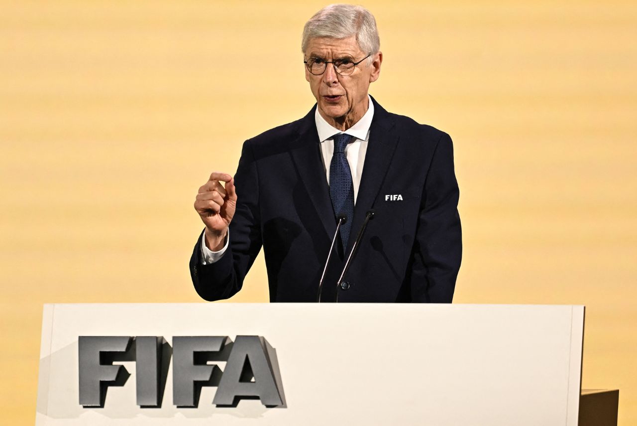 Arsène Wenger, diretor de desenvolvimento da FIFA (Foto: Manan Vatsyayana/AFP