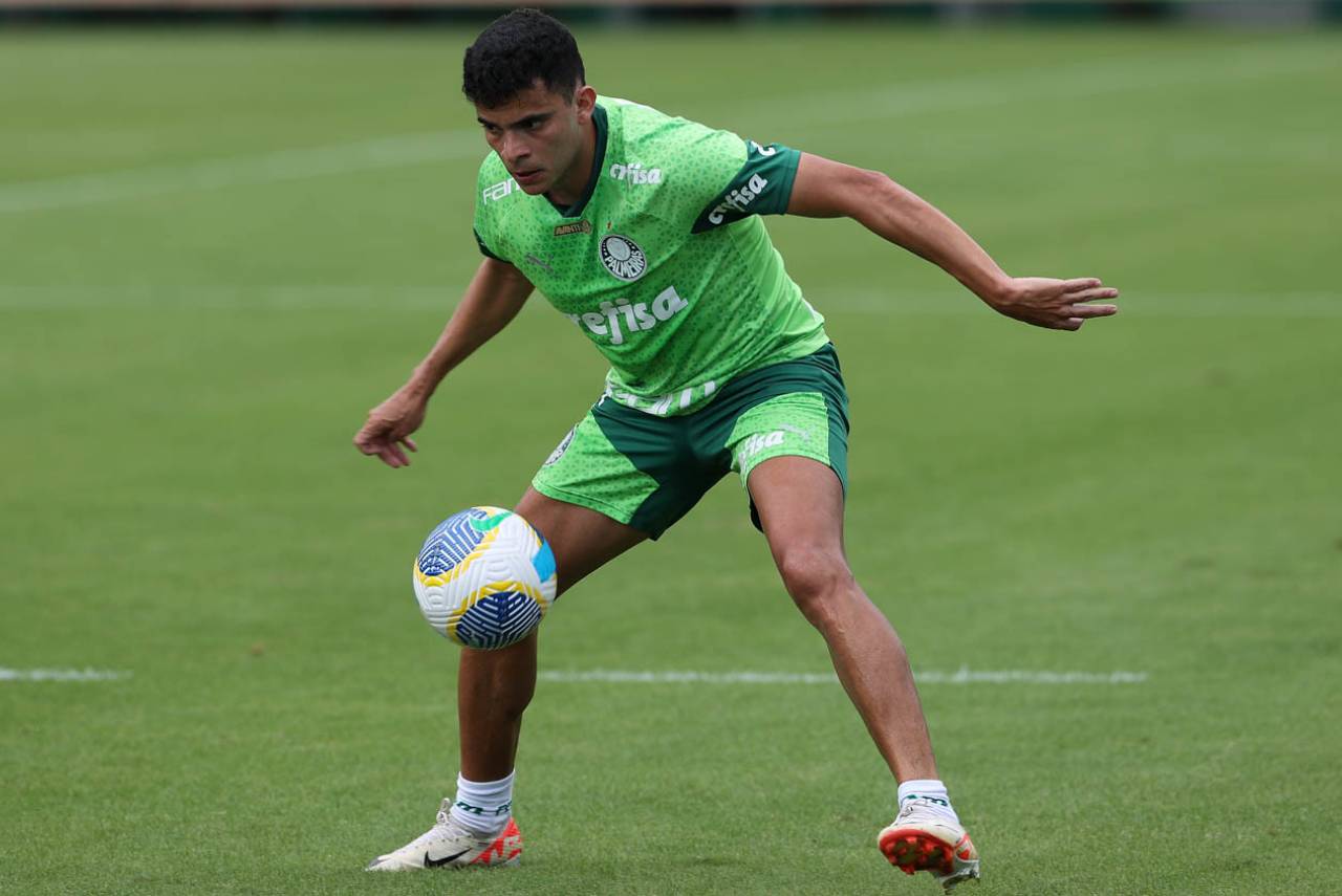Bruno Rodrigues antes de se machucar no jogo-treino nesta sexta. Foto: Cesar Greco/Palmeiras