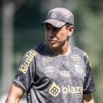 Fábio Carille é alvo do Vasco para o restante de temporada. Foto: Raul Baretta/ Santos FC