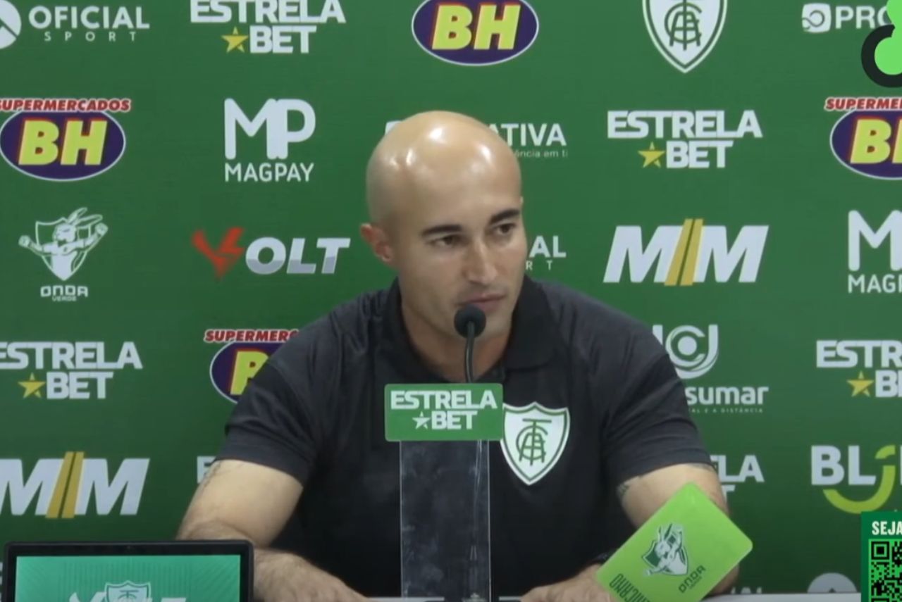 Cauan de Almeida, treinador do América-MG (Foto: Reprodução)