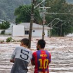 Conmebol: A CBF adiou os jogos por conta das chuvas que causaram 10 mortes. Foto: GUSTAVO GHISLENIAFP