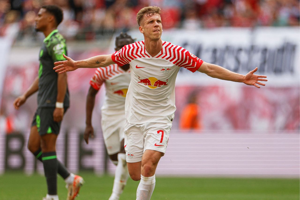 Dani Olmo, do RB Leipzig, está na mira do Barcelona (Foto: Odd Andersen/AFP)