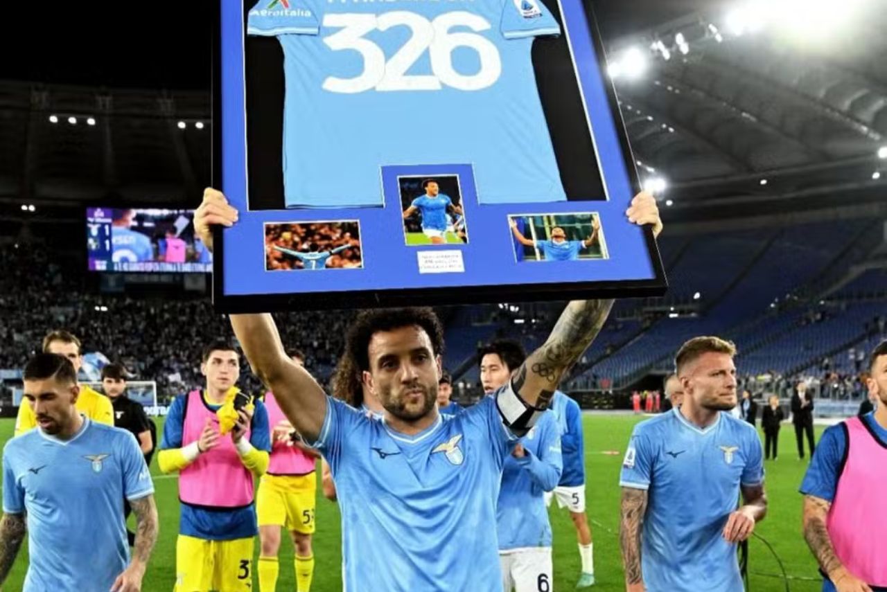 Felipe Anderson em despedida da Lazio (Foto: Reprodução)