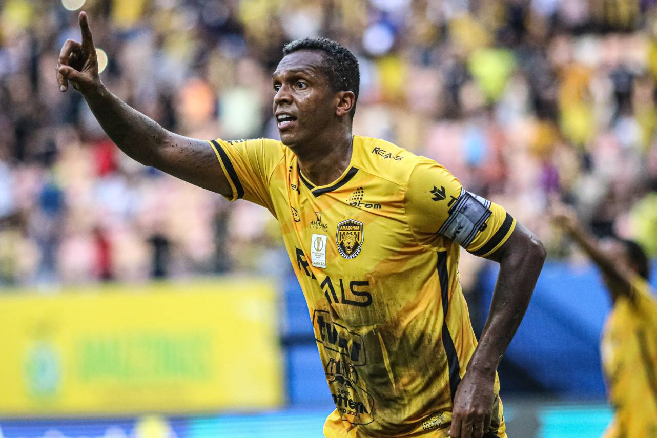 Jô estava cotado para ser titular na partida. Foto: João Normando/AMFC