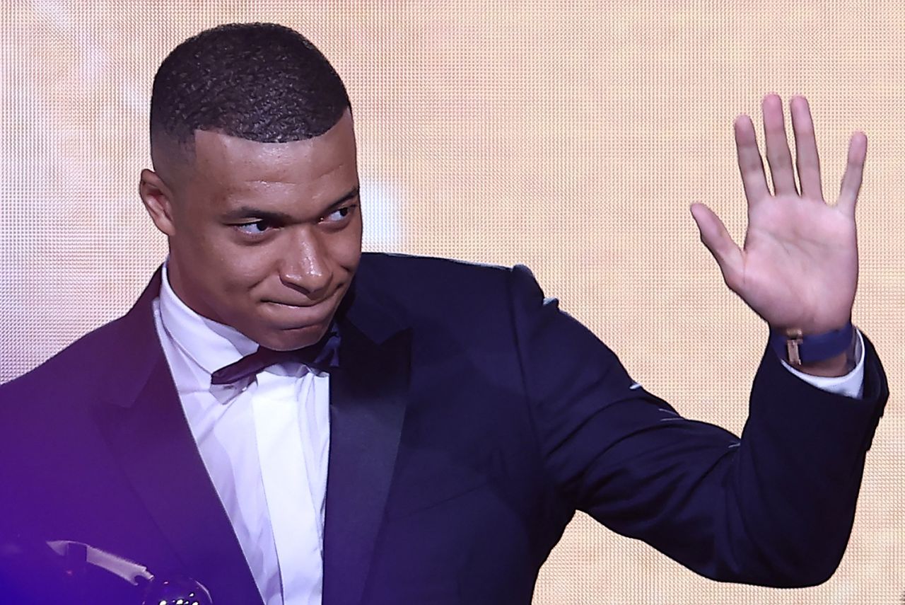 Mbappé deve acertar com o Real Madrid nos próximos dias (Foto: Franck Fife/AFP)