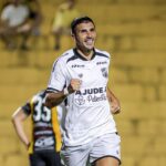 Lucas Mugni marcou o último gol do Ceará no jogo. Foto: Israel Simonton e Rapha Marques / Ceará SC