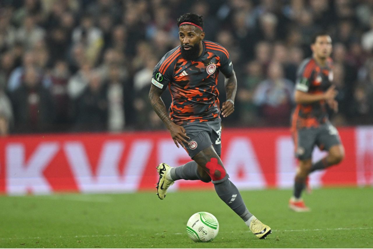 Rodinei teve conversas com a comissão da Seleção Brasileira (Foto: Justin Tallis/AFP)