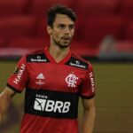 Rodrigo Caio pode reforçar o Grêmio nesta temporada (Foto: Mauro Pimentel/AFP)