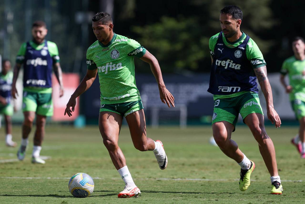 Rony durante treino do Palmeiras na Academia de Futebol. Foto: Cesar Greco/Palmeiras