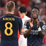 Vini Jr e Toni Kroos em ação pelo Real Madrid (Foto: Kirill Kudryavtsev/AFP)
