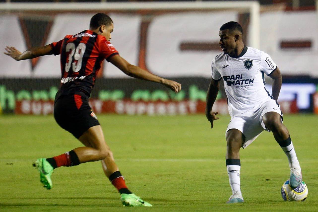 O Botafogo que já tinha vencido em casa, confirmou a classificação no Barradão. Foto: Vitor Silva/BFR