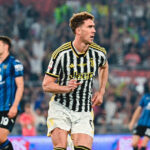 Vlahović decidiu a final para a Juventus