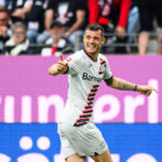 Xhaka comemora primeiro gol do Leverkusen