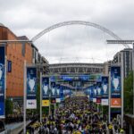 Torcedores do Borussia rumo ao palco da final da Champions