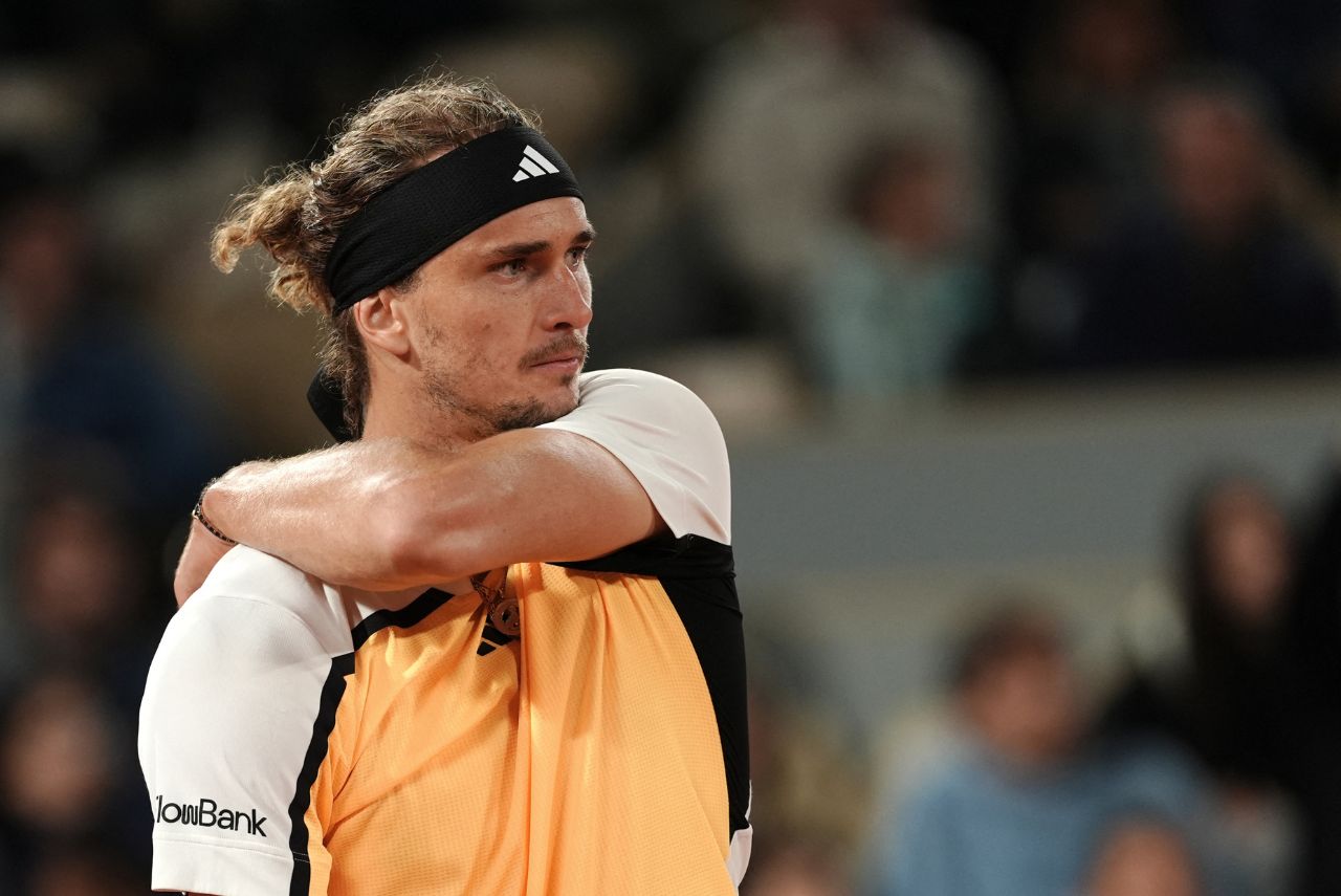 Zverev durante partida em Roland Garros