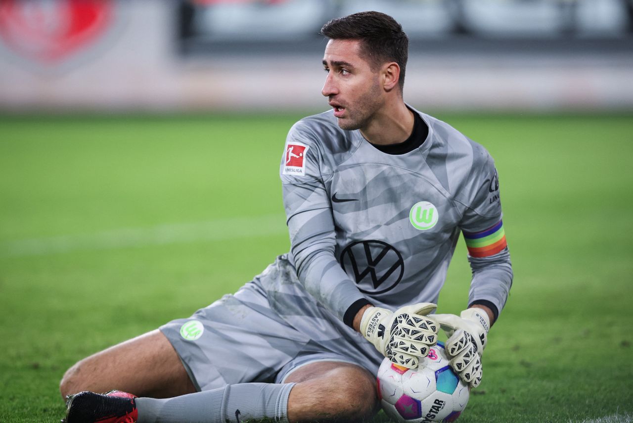 Goleiro é o novo reforço do Al-Qadisiyah