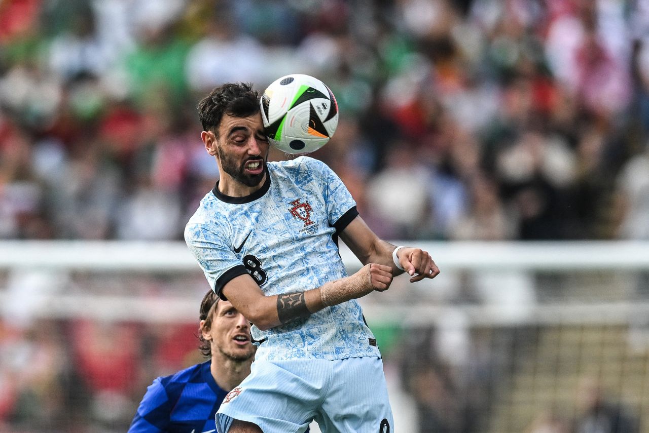 Bruno Fernandes durante derrota contra a Croácia