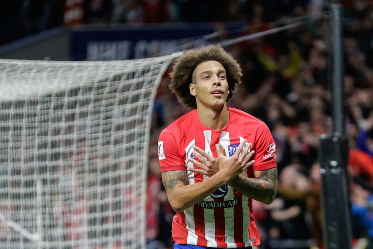 Witsel em campo pelo Atlético de Madrid