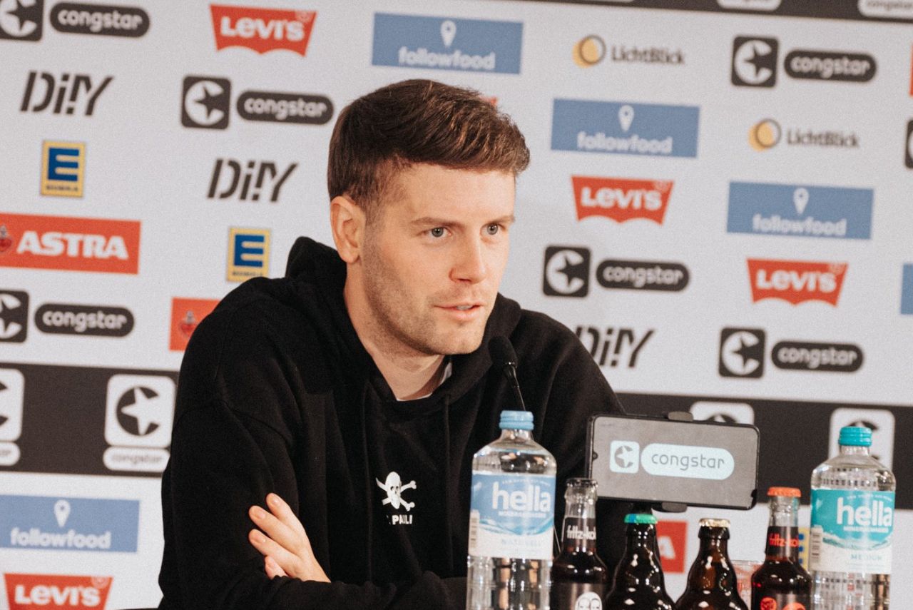 Jovem treinador deve assumir o Brighton