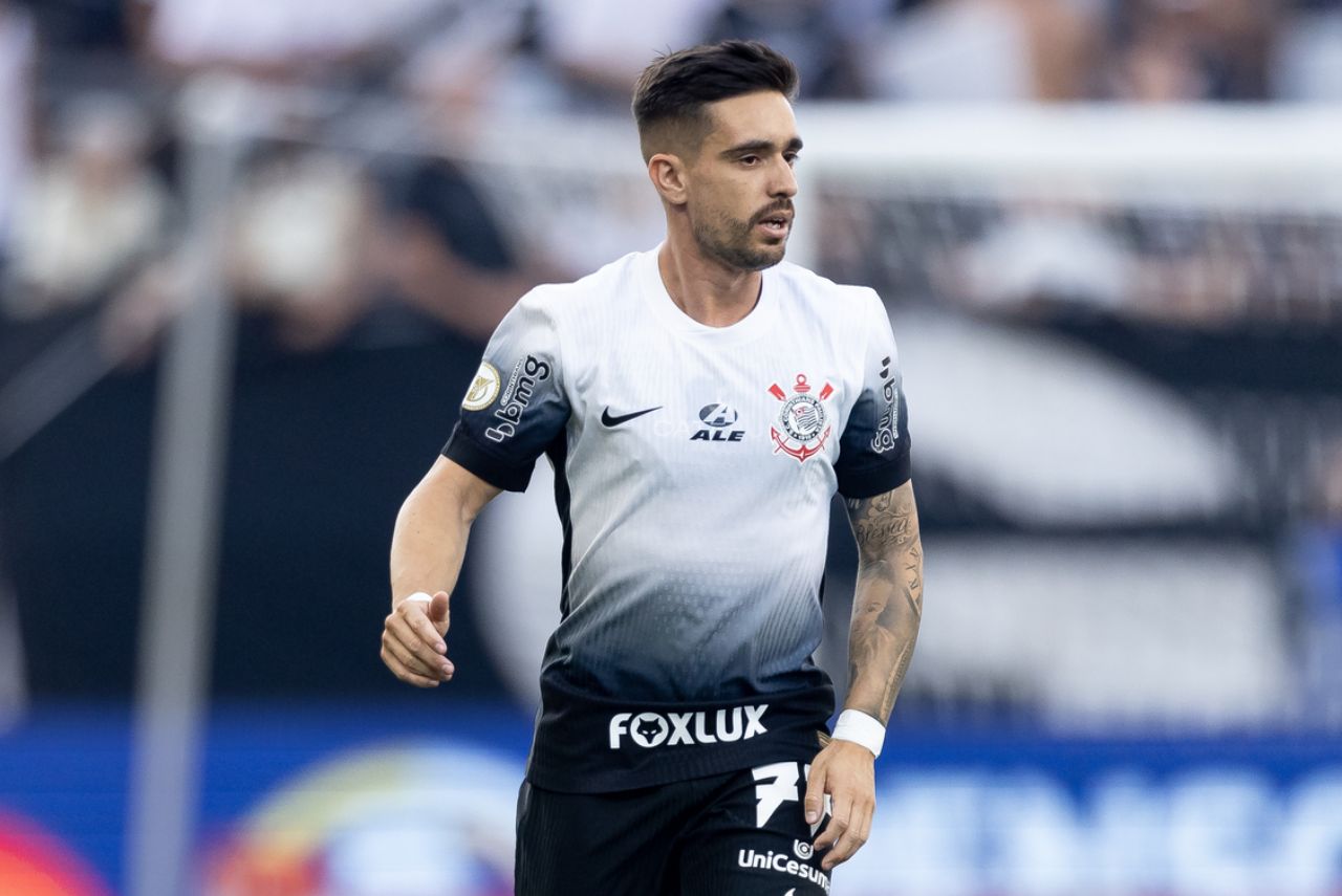 Igor Coronado em campo pelo Corinthians