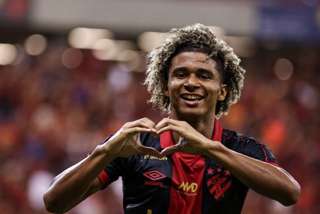 Pedro Lima em campo pelo Sport