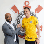 Matheus Donelli renova com o Corinthians