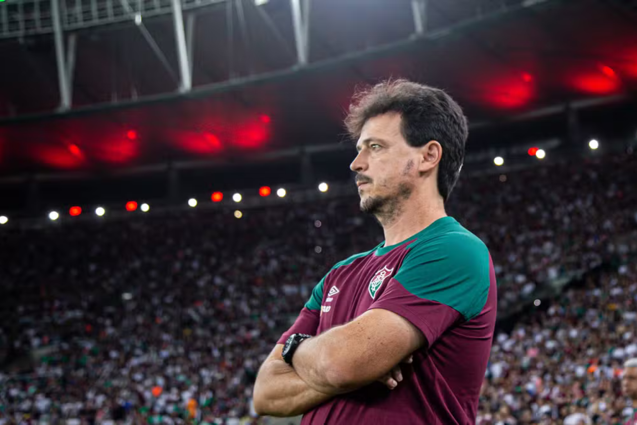 Campeão da Libertadores, Fernando Diniz foi demitido do Fluminense