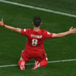 Arda Guler foi o destaque da Turquia em vitória na estreia da Euro